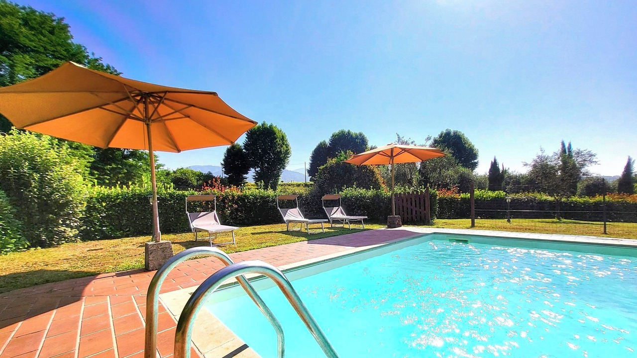 Photo of Outdoor in Mologno