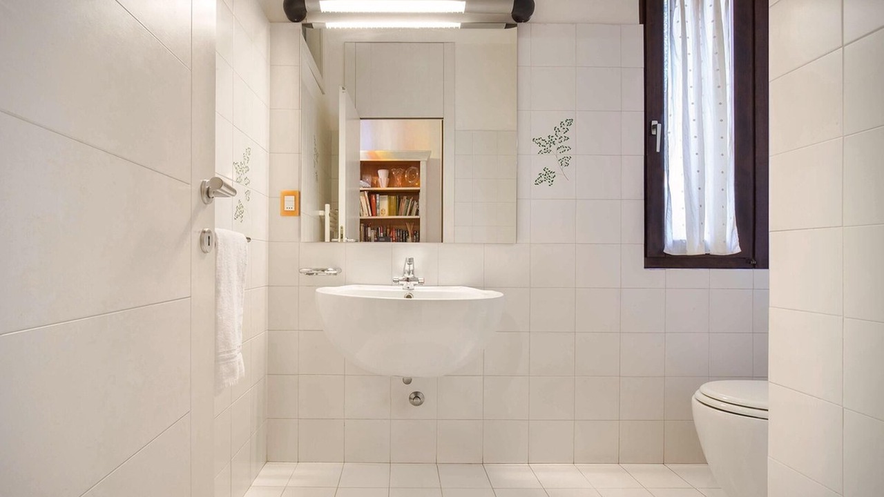 Photo of Bathroom in Porto