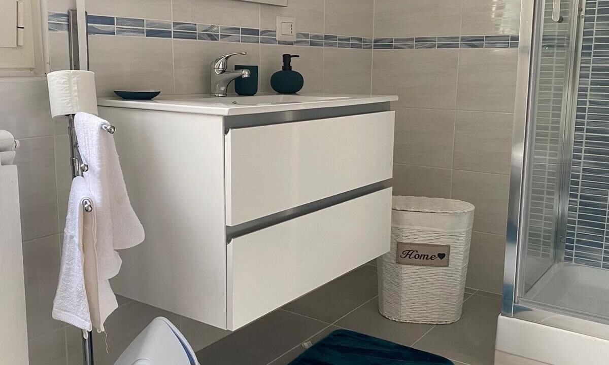 Photo of Bathroom in Quartiere XI Portuense
