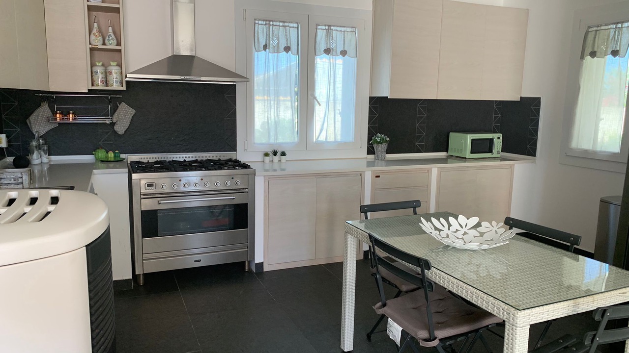 Photo of Kitchen in Maeggio