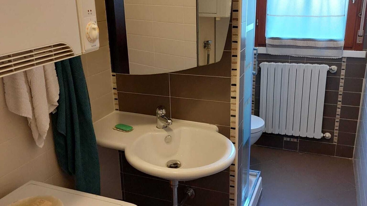 Photo of Bathroom in Bologna Fiere District