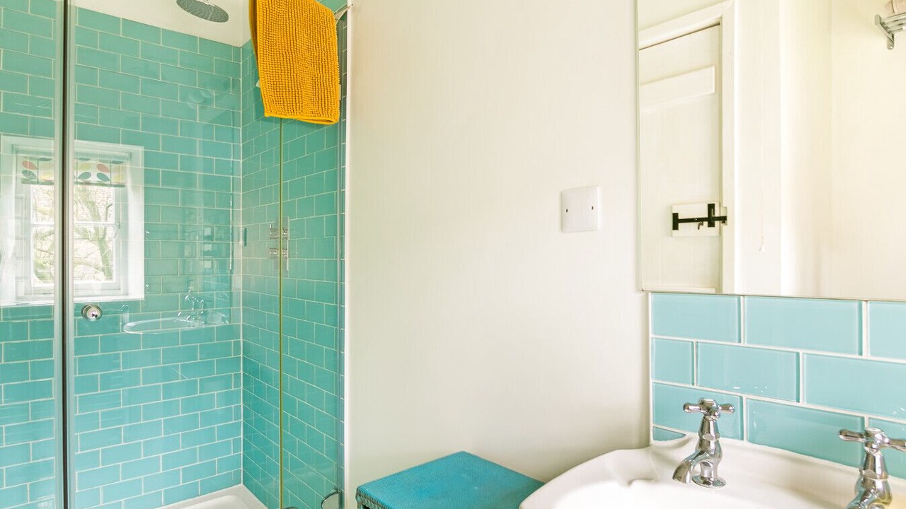 Photo of Bathroom in Eydon