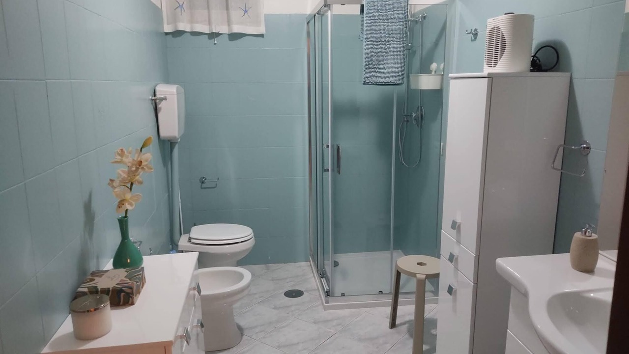 Photo of Bathroom in Giugliano in Campania