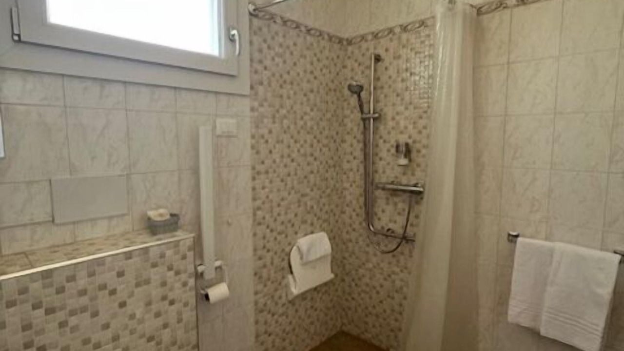 Photo of Bedroom in Falze