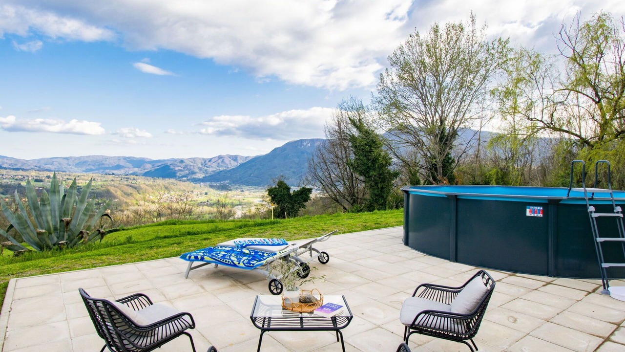 Photo of Patio Balcony in Mologno