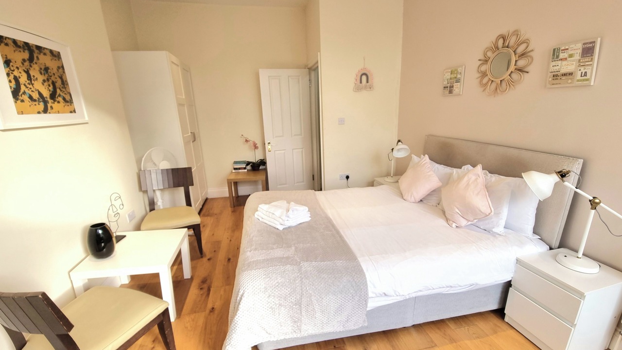 Photo of Bedroom in Notting Hill
