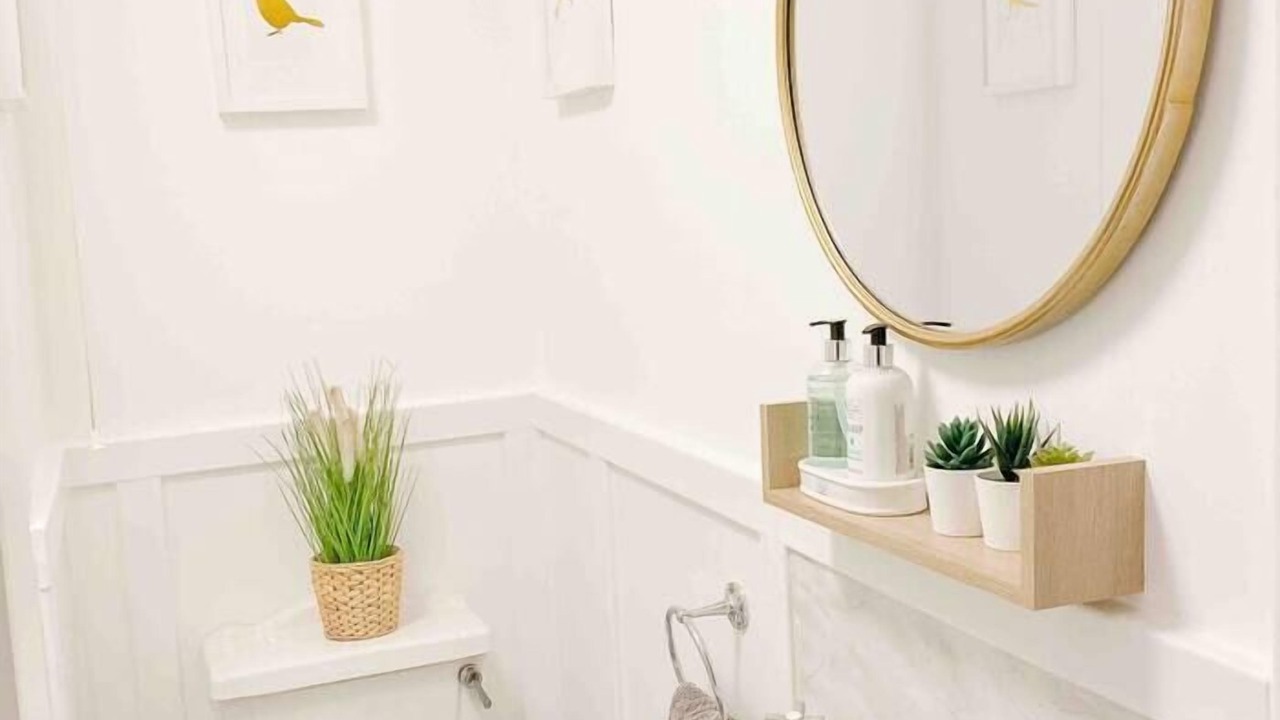 Photo of Bathroom in Longcroft