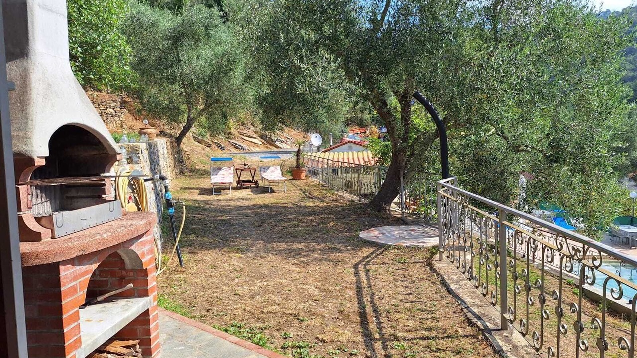 Photo of Outdoor in Prela