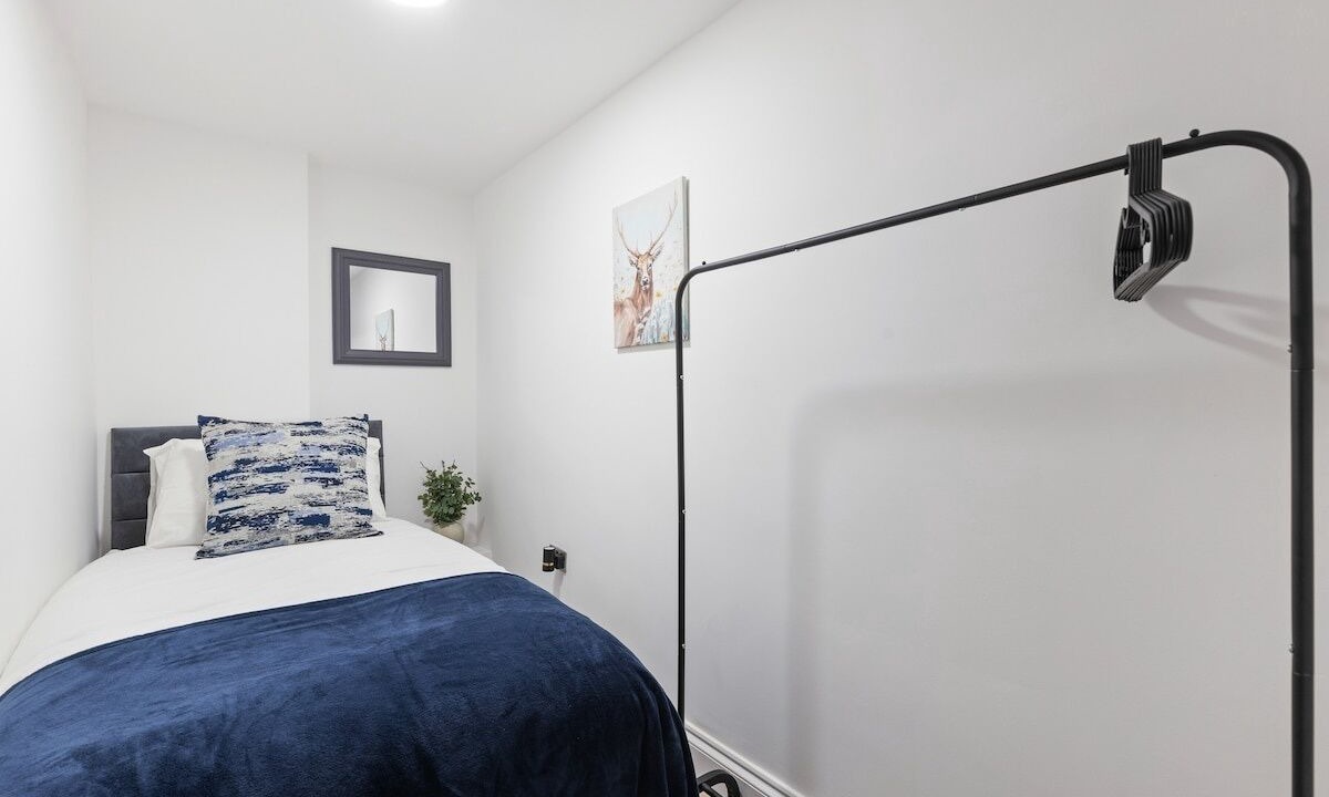 Photo of Bedroom in Angel