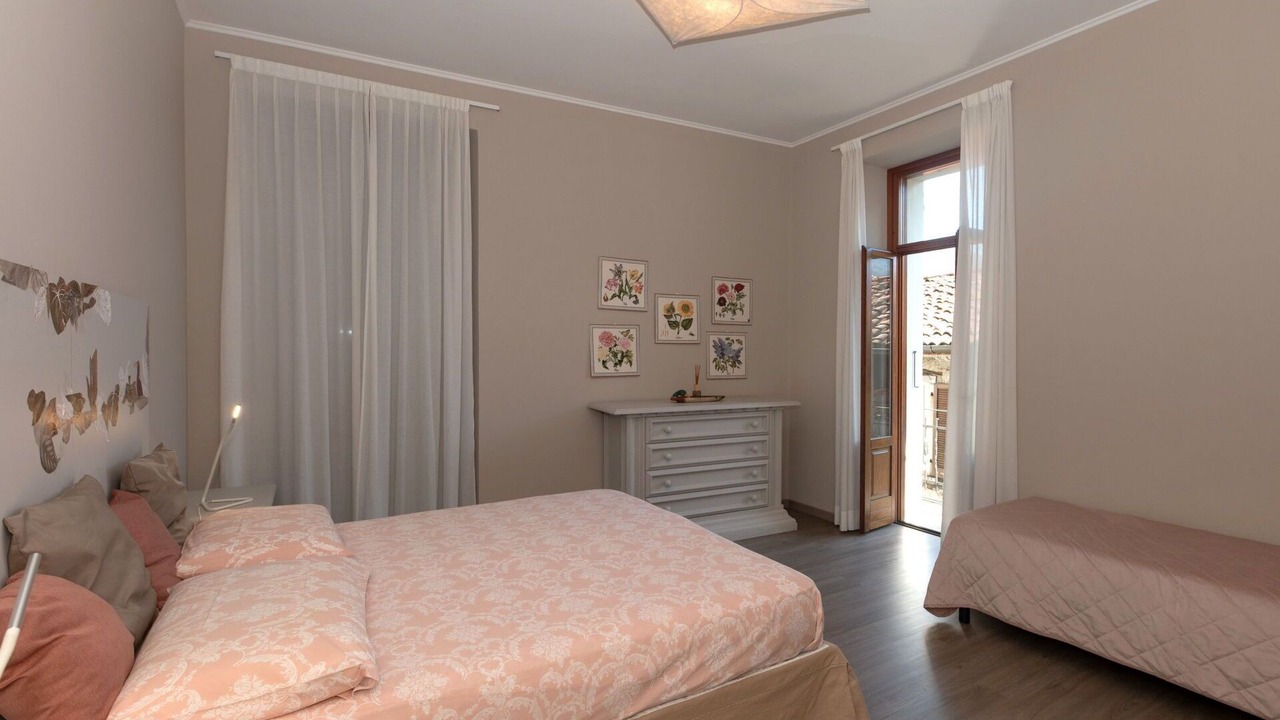 Photo of Bedroom in Mergozzo