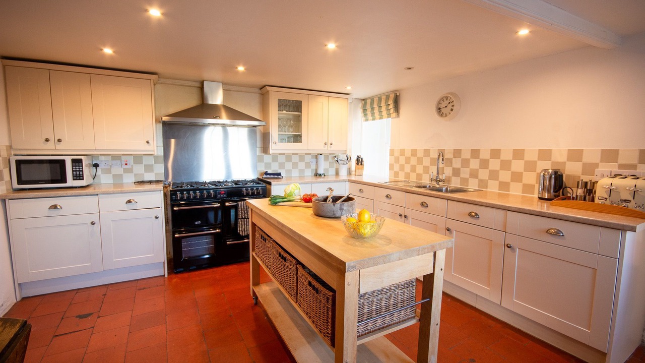 Photo of Kitchen in Rhoscolyn