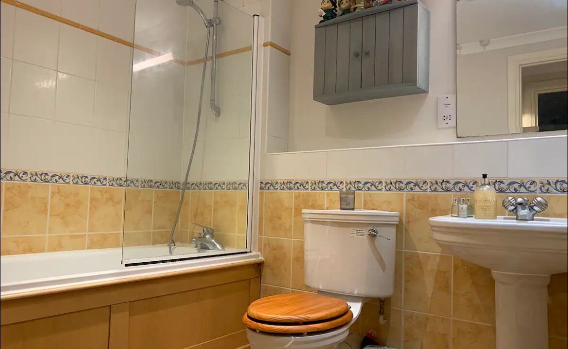 Photo of Bathroom in Prince's