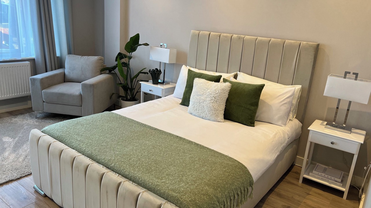 Photo of Bedroom in Palmers Green