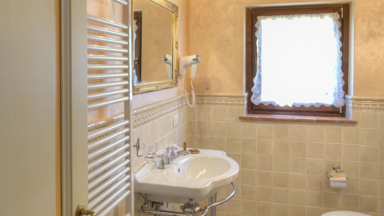 Photo of Bathroom in Iano