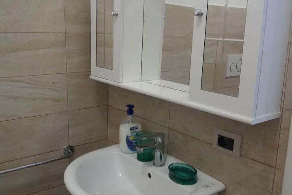 Photo of Bathroom in Esquilino