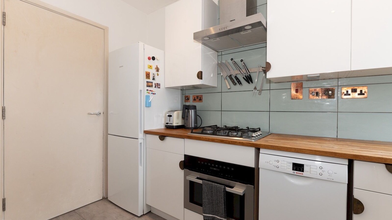 Photo of Kitchen in Mapesbury