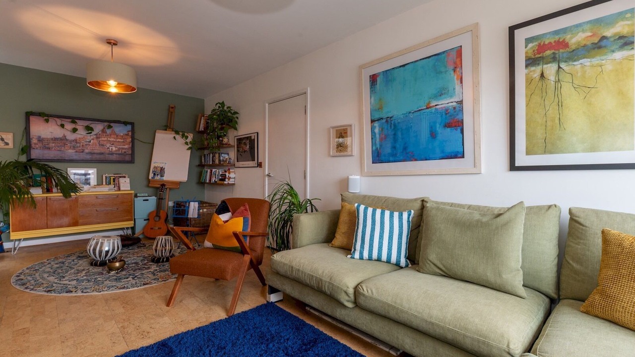 Photo of Livingroom in Mapesbury