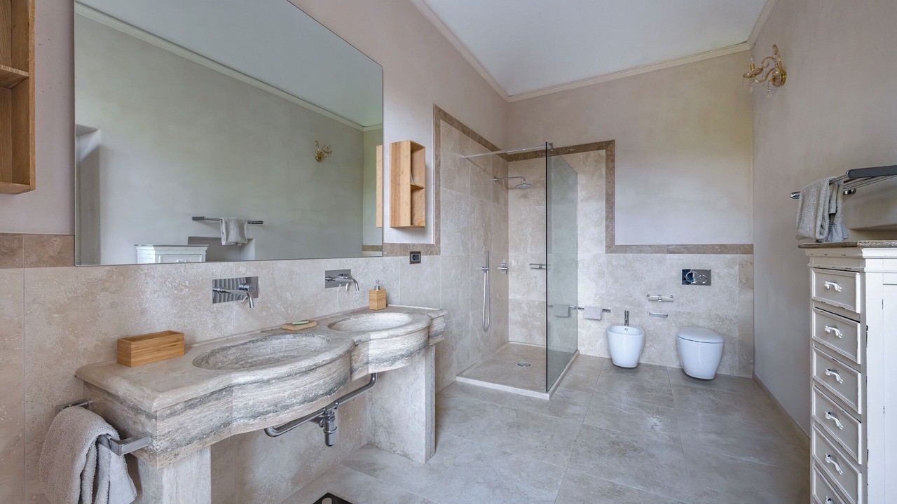 Photo of Bathroom in Asti