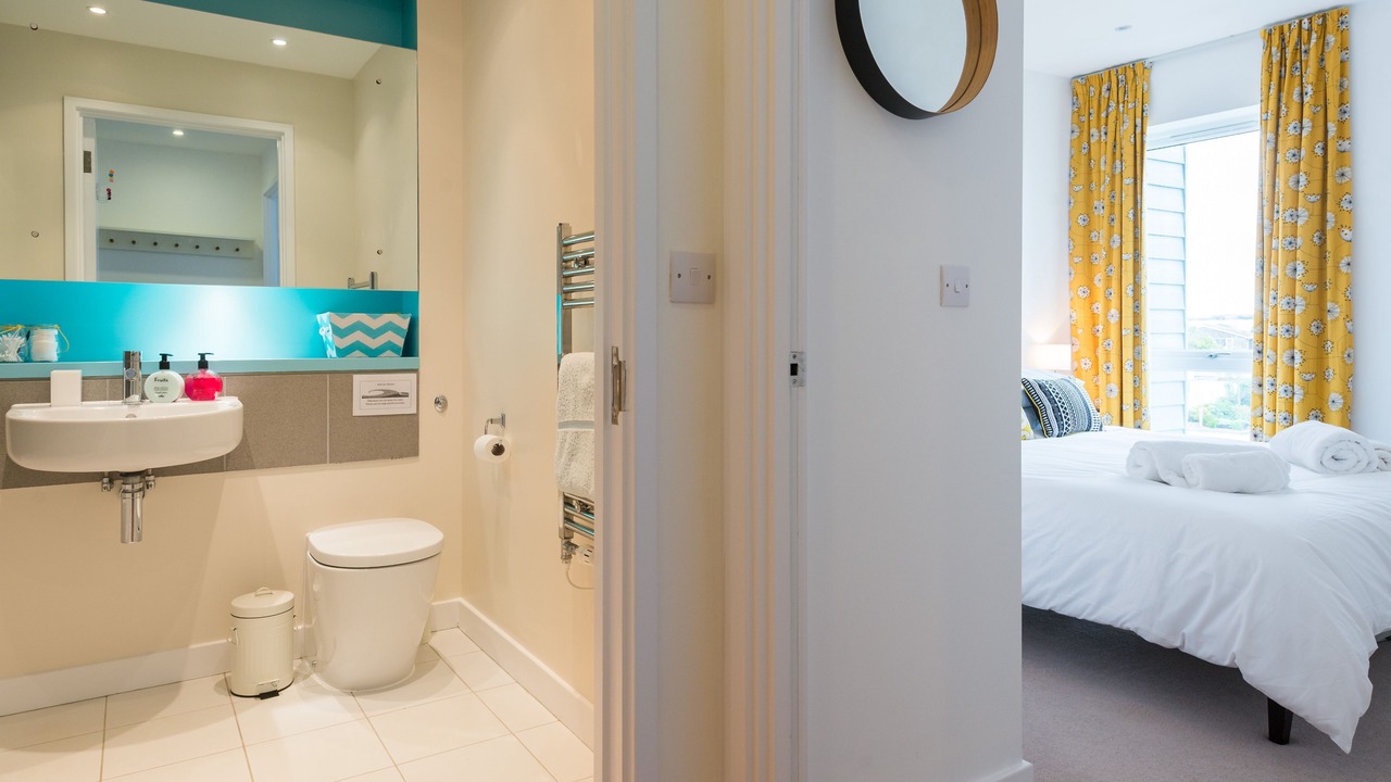 Photo of Bathroom in Crantock