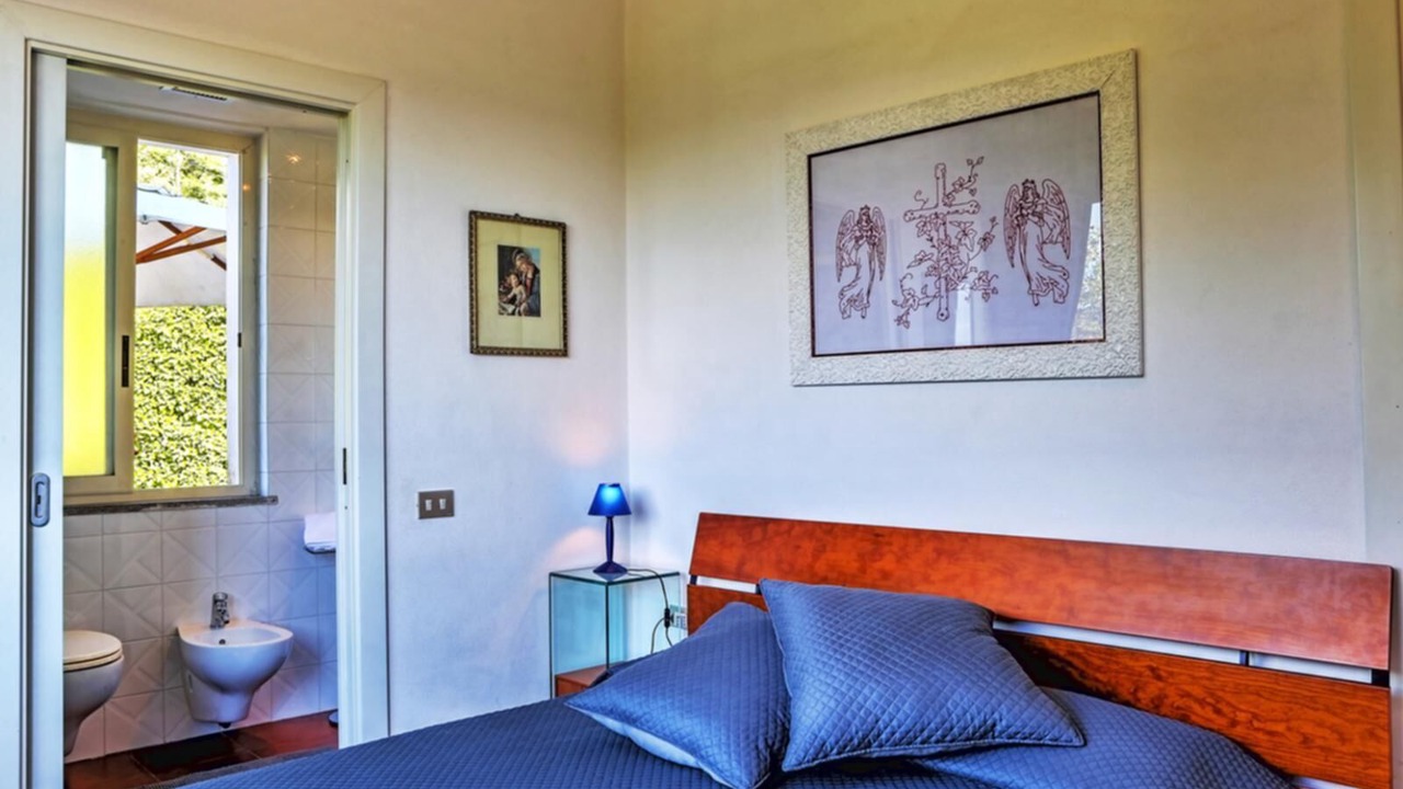 Photo of Bedroom in Lake Garda