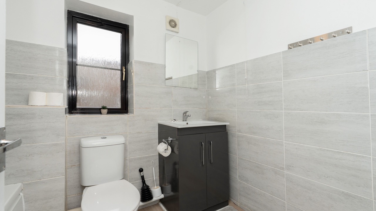 Photo of Bathroom in Portsmouth City Centre
