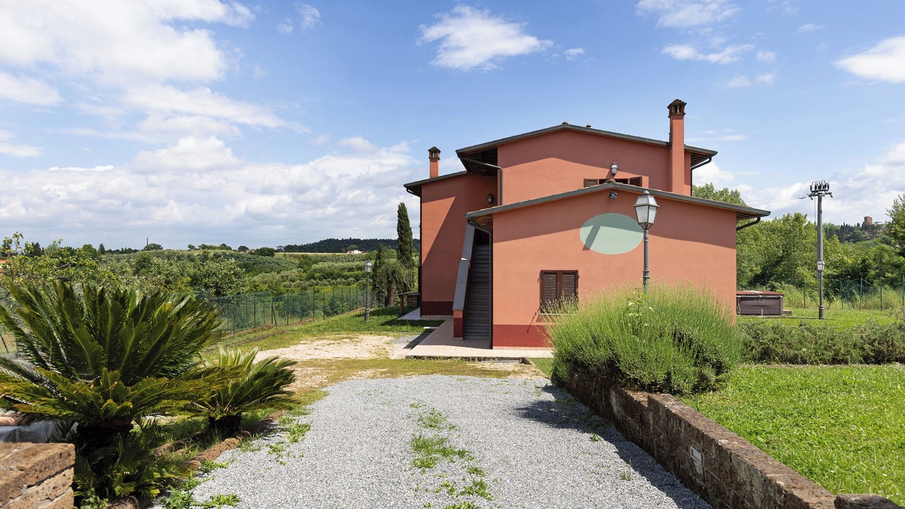 Photo of Outdoor in Montopoli in Val d'Arno