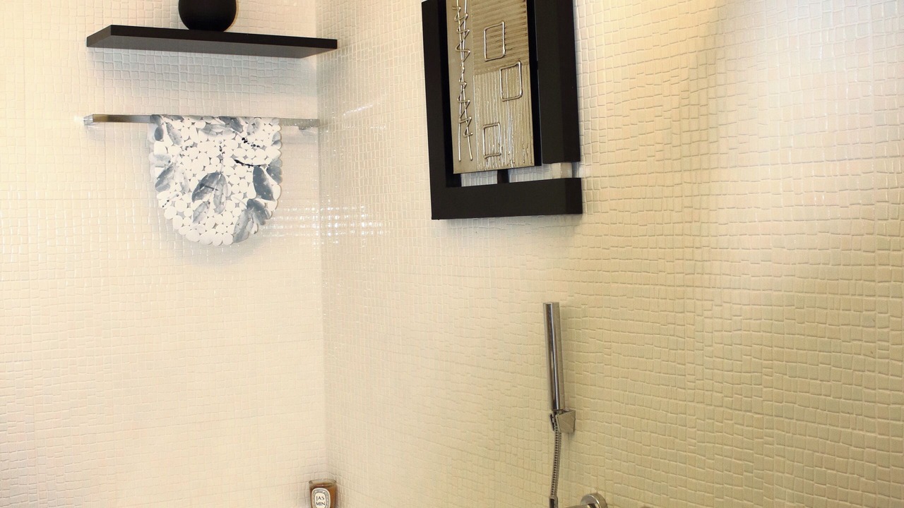 Photo of Bathroom in Twist