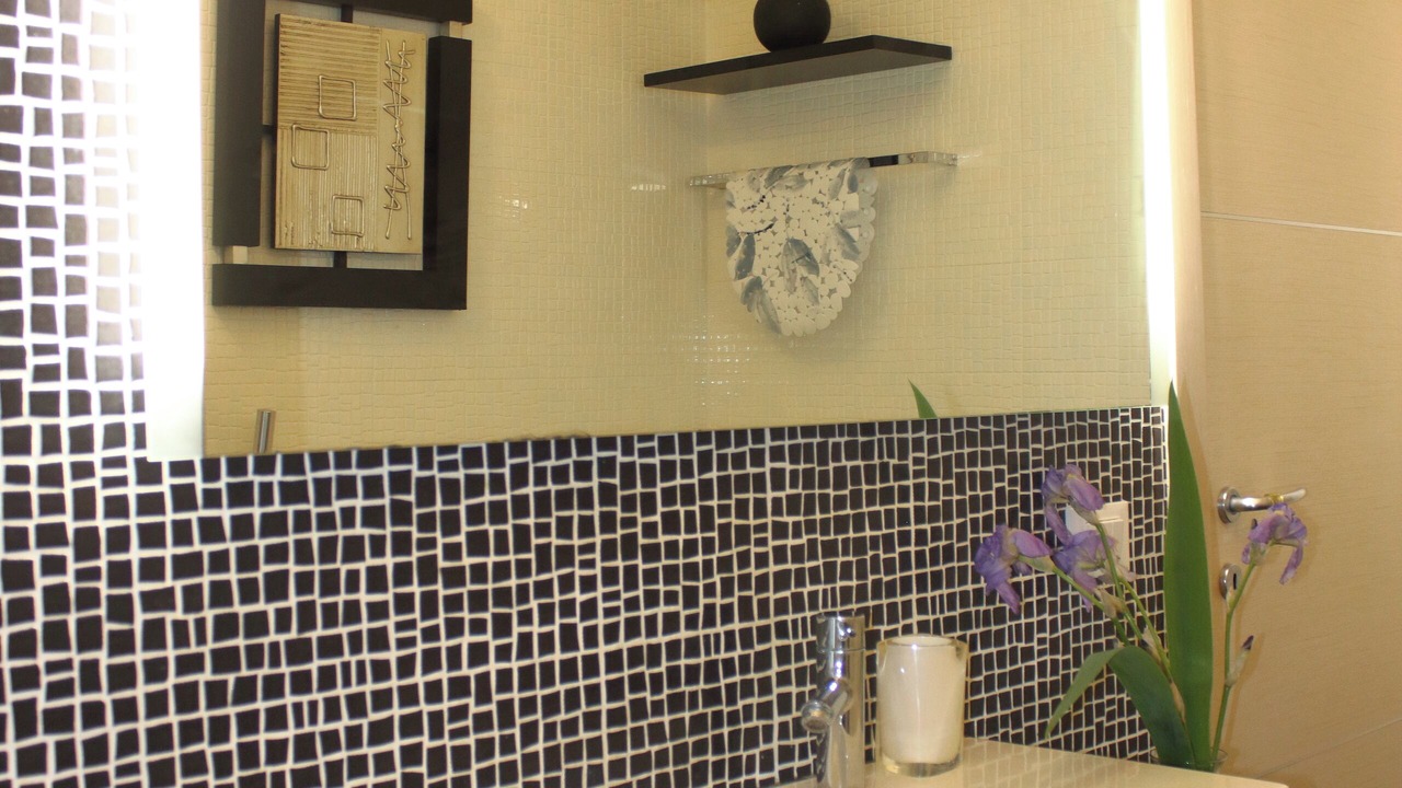 Photo of Bathroom in Twist
