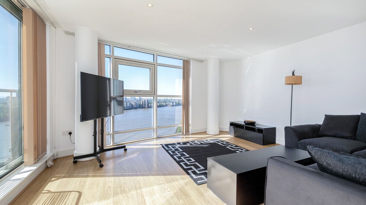 Photo of Livingroom in Island Gardens
