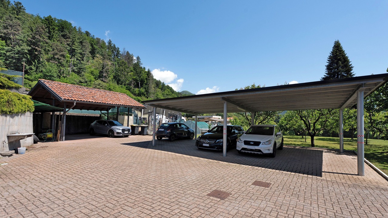 Photo of Outdoor in Comero