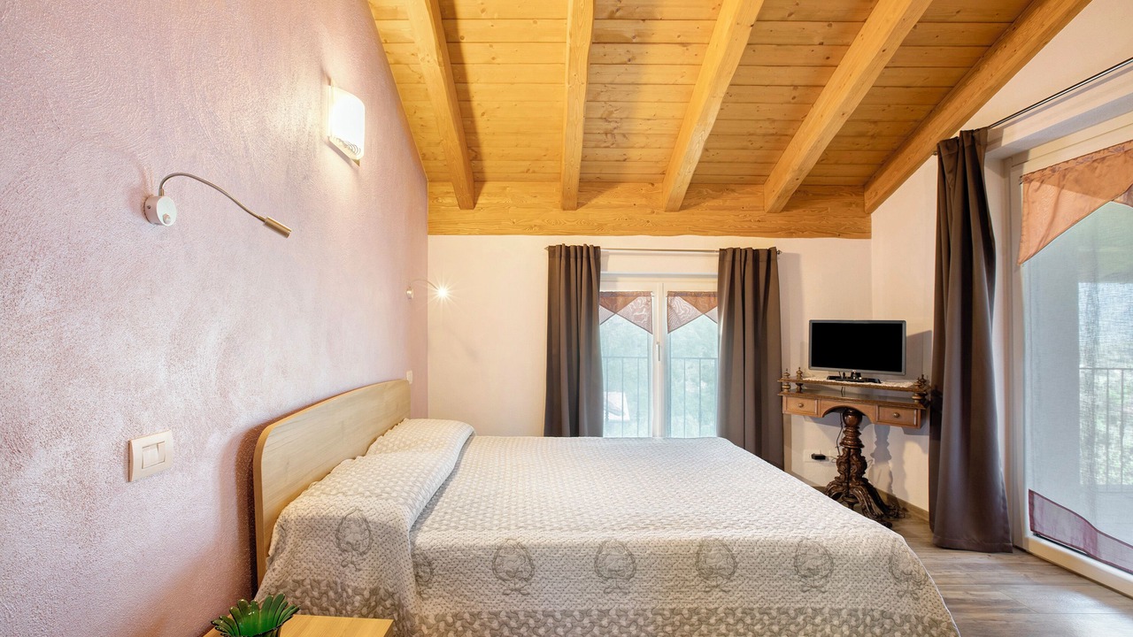 Photo of Bedroom in Variney-Chez Roncoz