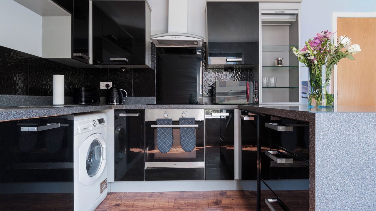 Photo of Kitchen in Muirhouse