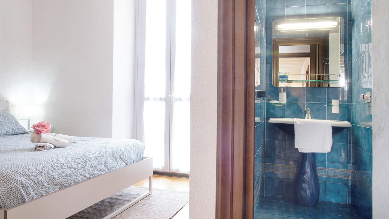Photo of Bedroom in Laveno