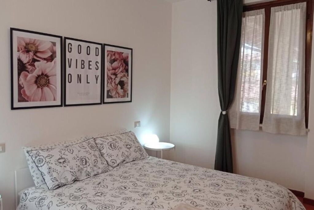 Photo of Bedroom in Verolanuova