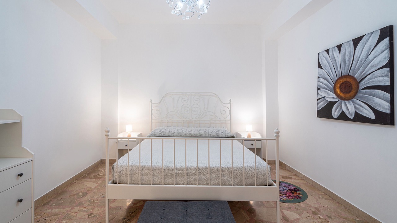 Photo of Bedroom in Avola