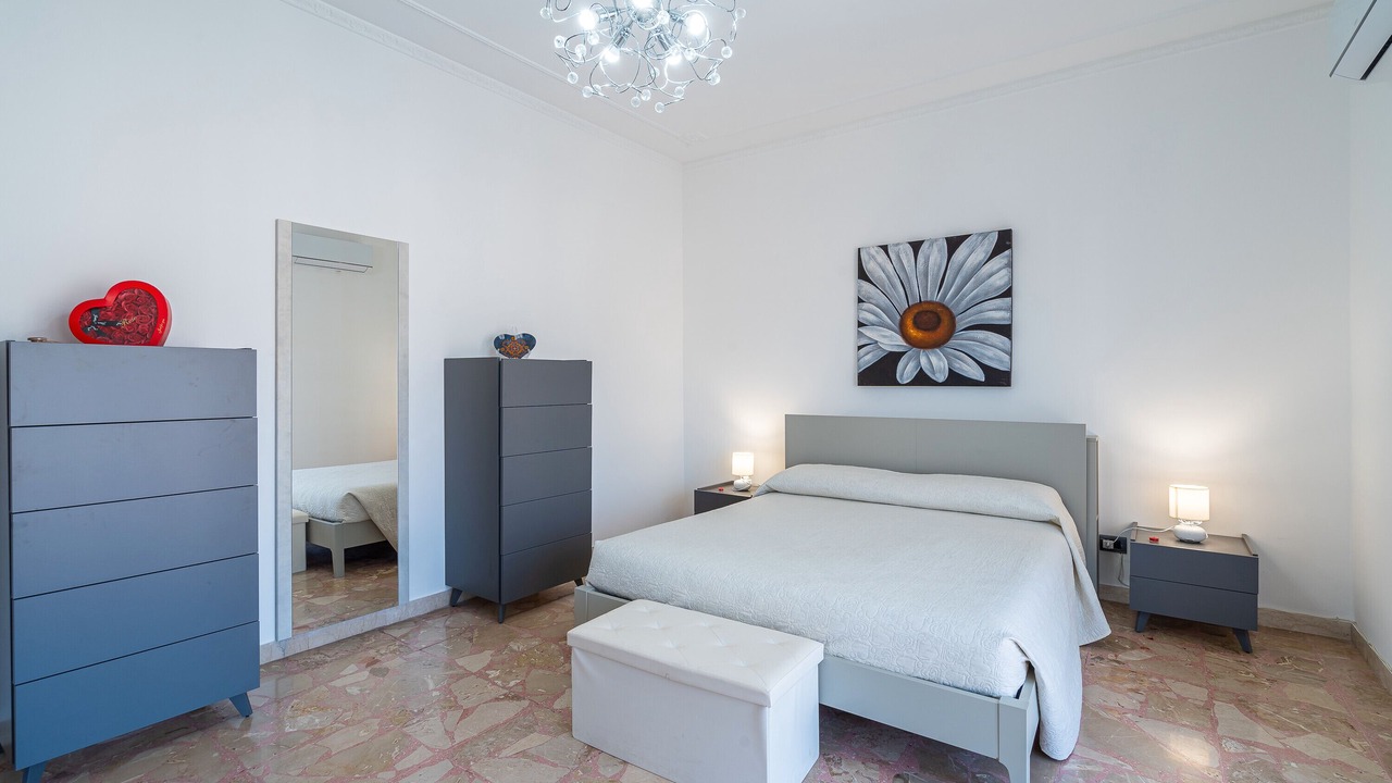 Photo of Bedroom in Avola