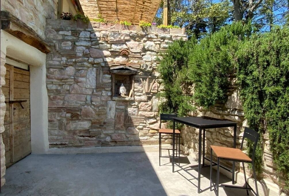 Photo of Outdoor in Pergola