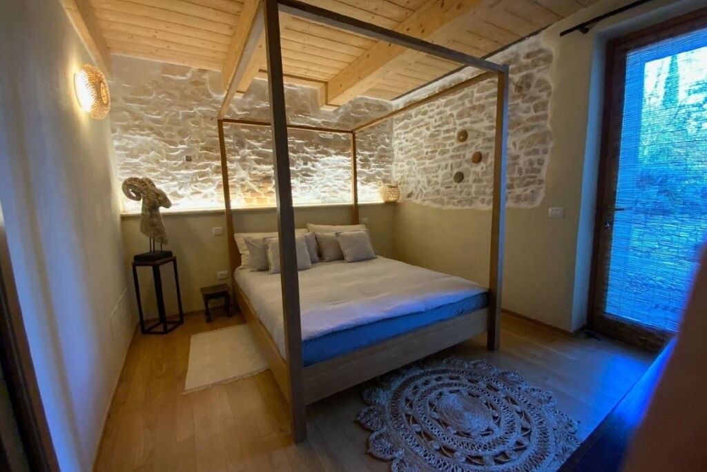Photo of Bedroom in Pergola