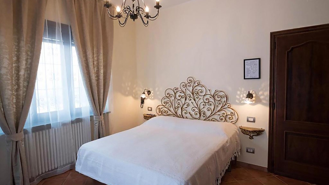 Photo of Bedroom in Villafranca dʼAsti