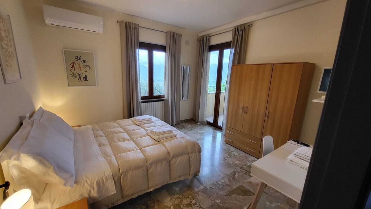 Photo of Bedroom in Montefalco