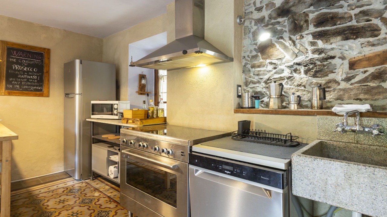 Photo of Bedroom in Mergozzo