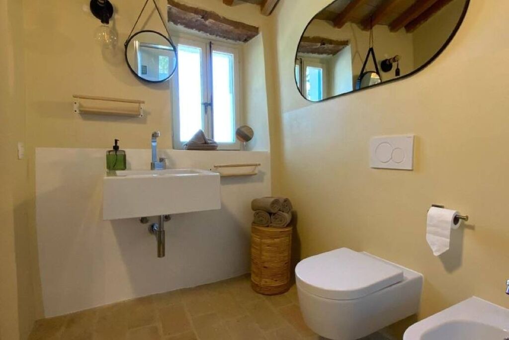 Photo of Bathroom in Pergola