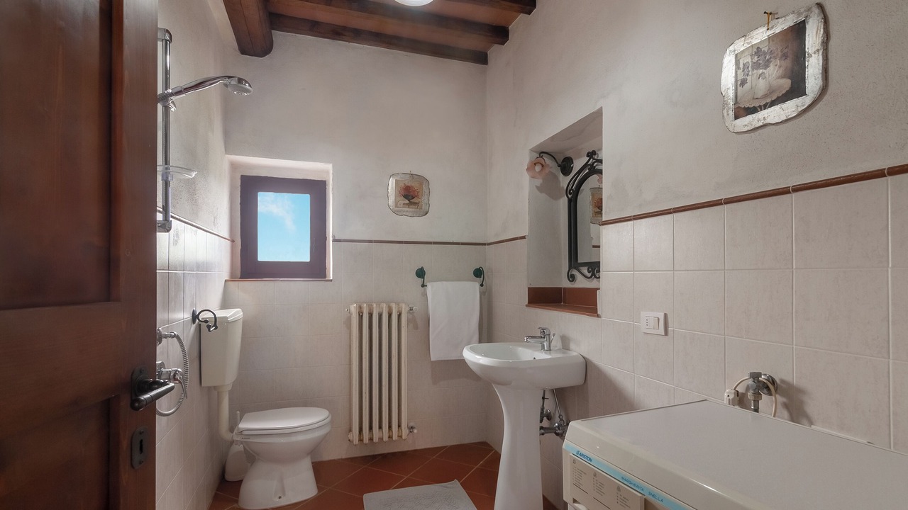 Photo of Bathroom in Panzano in Chianti