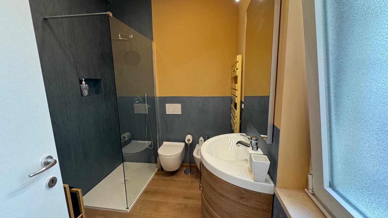 Photo of Bathroom in Quartiere XI Portuense