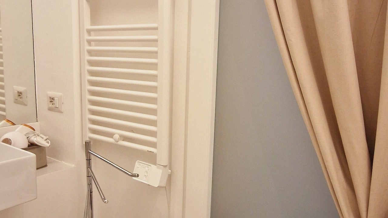 Photo of Bathroom in Roman Quarter