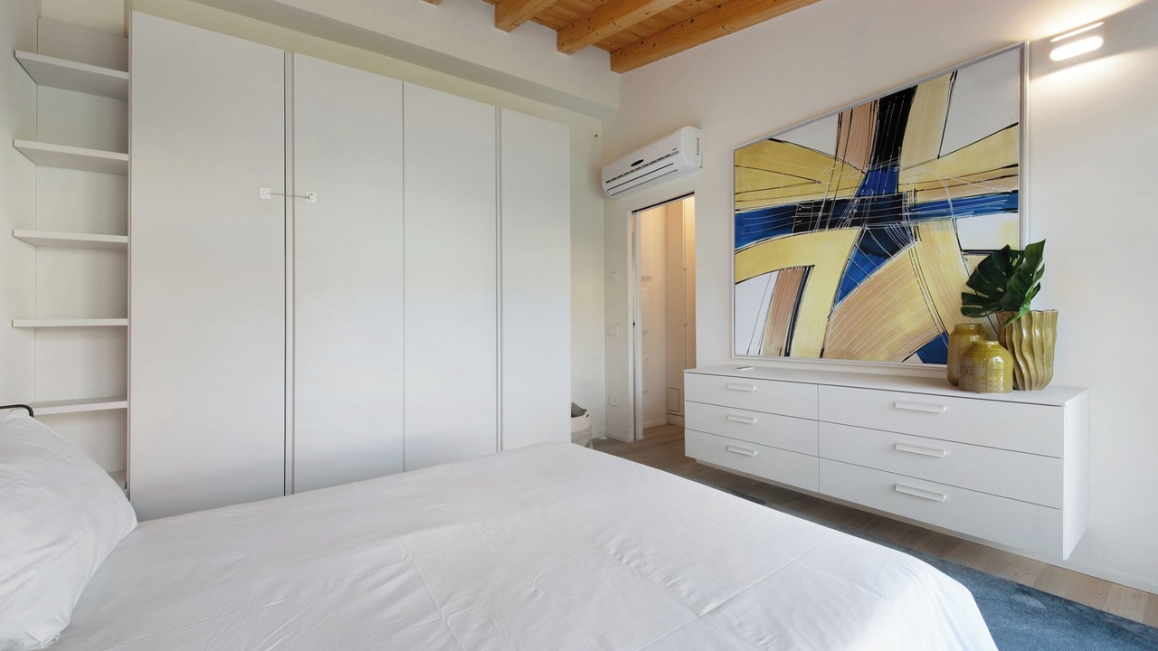 Photo of Bedroom in Iseo