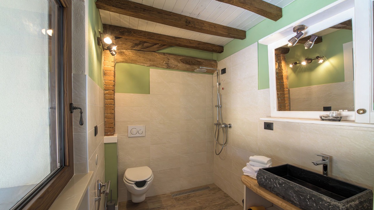 Photo of Bathroom in Gavi