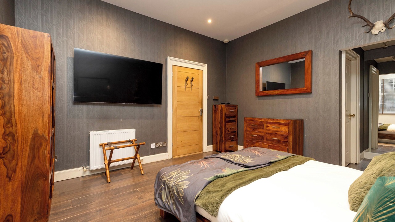 Photo of Bedroom in New Town