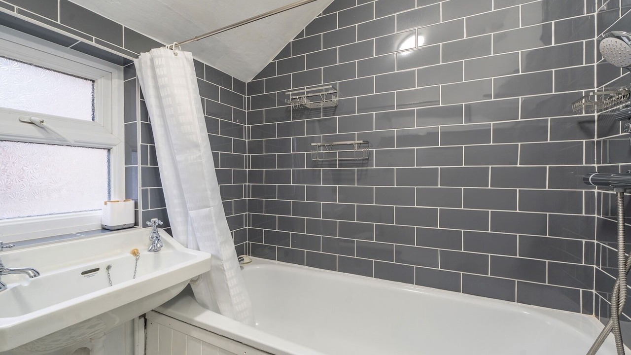 Photo of Bathroom in Oxford