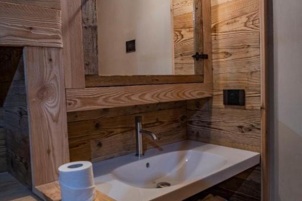 Photo of Bathroom in Lignod